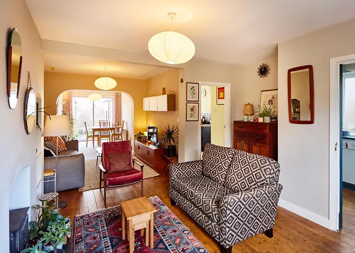 Family In Chapel Allerton Area - Peaceful Street, Free Parking Semesterbostad *