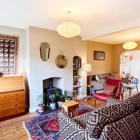 Cosy In Chapel Allerton Area - Peaceful Street, Free Parking * 利兹