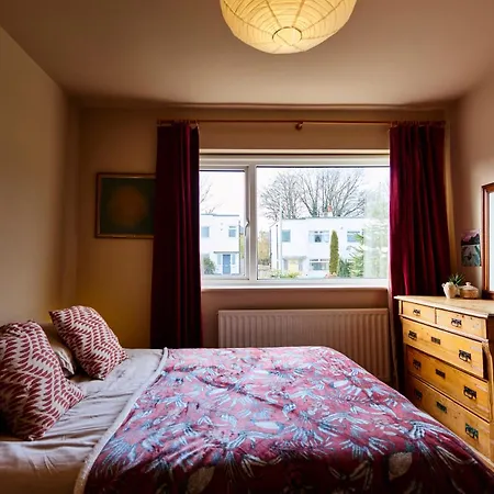 Cosy In Chapel Allerton Area - Peaceful Street, Free Parking Holiday home Leeds (West Yorkshire)