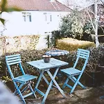 Nyaraló Family In Chapel Allerton Area - Peaceful Street, Free Parking Leeds